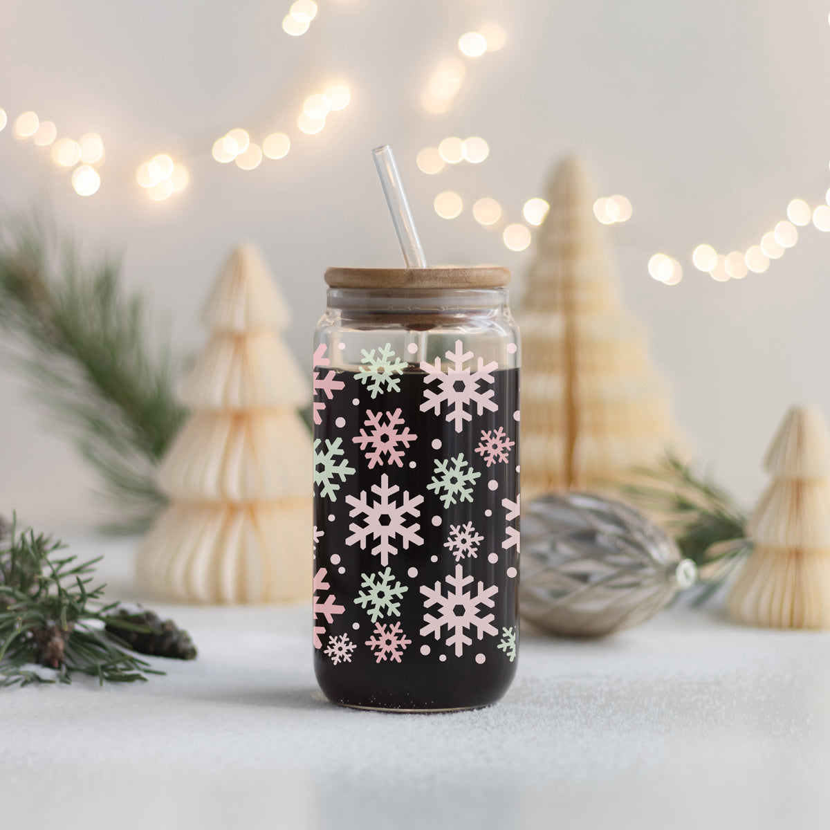 Pastel Christmas tumbler with bamboo lid - pink and mint snowflake glass cup
17oz glass holiday tumbler - pastel snowflake design with bamboo lid and straw
Christmas glass coffee tumbler - pastel pink and mint snowflake design